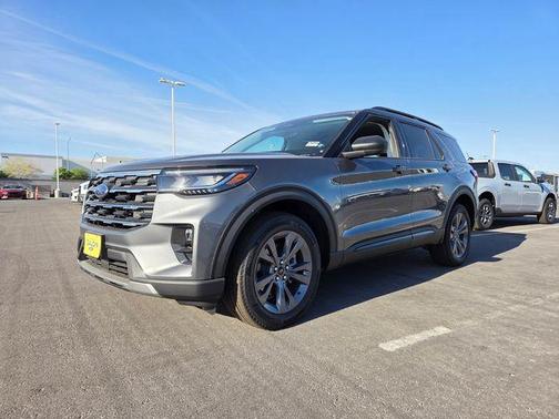 Carbonized Gray Metallic 2026 Ford Explorer Active