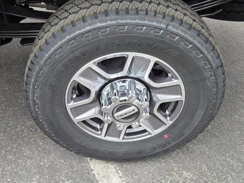 2026 Ford F-350 Lariat Super Duty