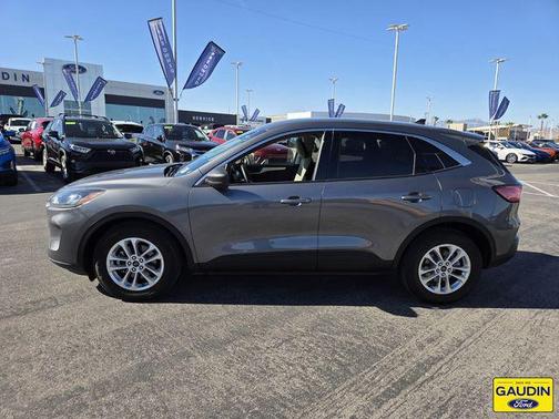 Carbonized Gray Metallic 2022 Ford Escape SE