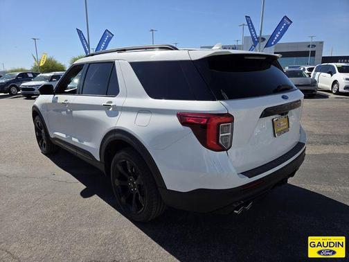Star White Metallic Tri-Coat 2022 Ford Explorer ST