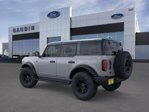 Avalanche 2026 Ford Bronco Outer Banks