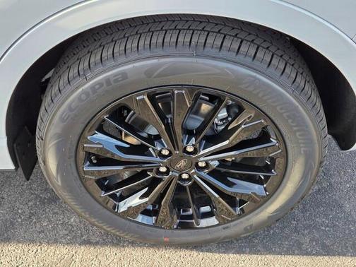 2026 Ford Escape ST-Line Elite