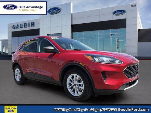 Rapid Red Metallic Tinted Clearcoat 2022 Ford Escape SE