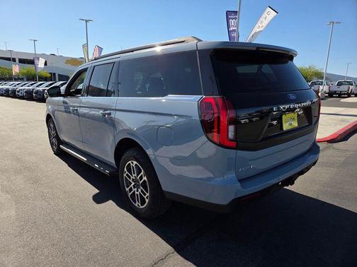 Glacier Gray Metallic Tri-Coat 2026 Ford Expedition Max Active 4x4