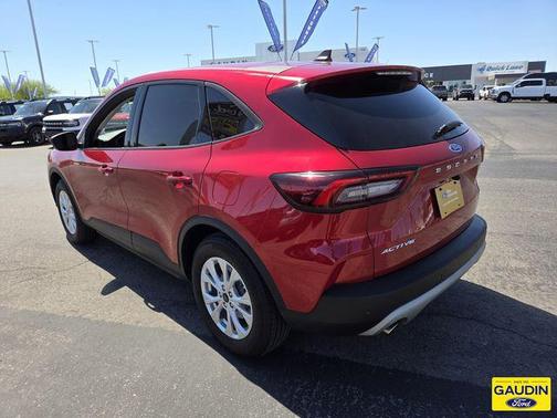 Rapid Red Metallic Tinted Clearcoat 2025 Ford Escape Active