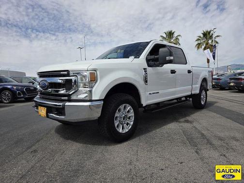 Oxford White 2022 Ford F-250 XLT