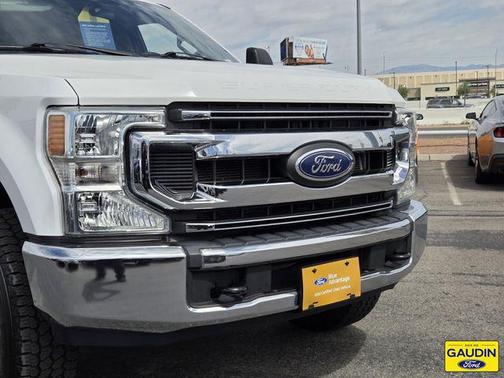 Oxford White 2022 Ford F-250 XLT