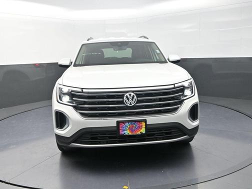 2026 Volkswagen Atlas 2.0T SE w/Technology 4MOTION