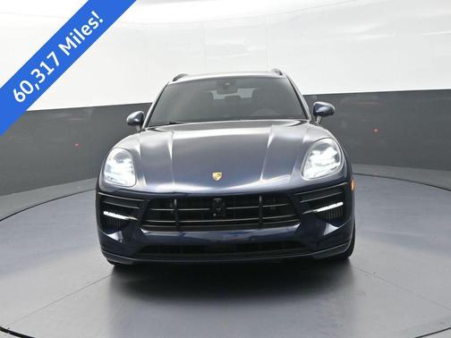 Night Blue Metallic 2021 Porsche Macan Macan GTS