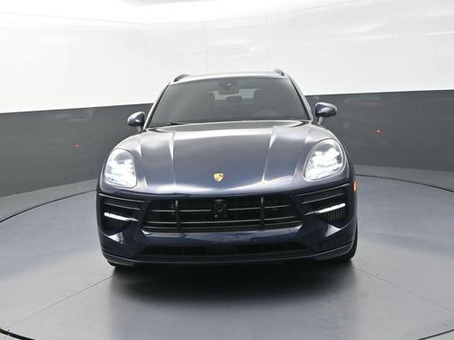 Night Blue Metallic 2021 Porsche Macan Macan GTS