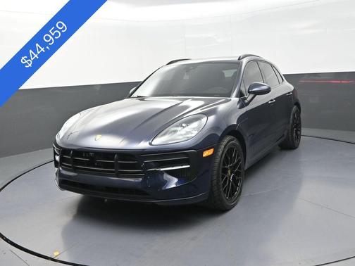 Night Blue Metallic 2021 Porsche Macan Macan GTS
