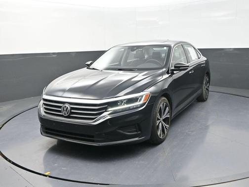 2022 Volkswagen Passat 2.0T SE