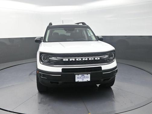 Oxford White 2023 Ford Bronco Sport Badlands