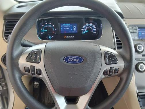 2018 Ford Taurus SE