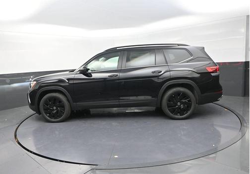 2026 Volkswagen Atlas 2.0T SE w/Technology 4MOTION