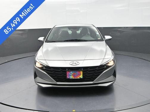 2021 Hyundai ELANTRA SE