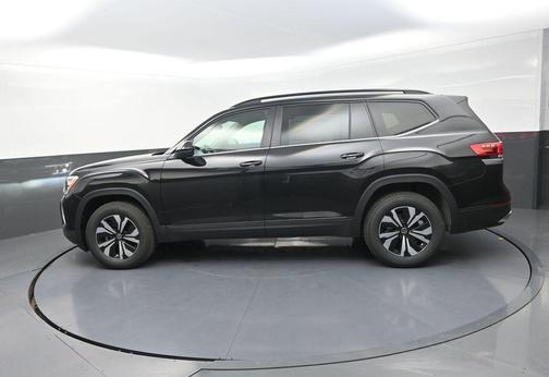 deep black pearl 2026 Volkswagen Atlas 2.0T SE