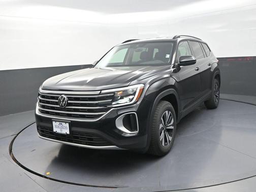 deep black pearl 2026 Volkswagen Atlas 2.0T SE