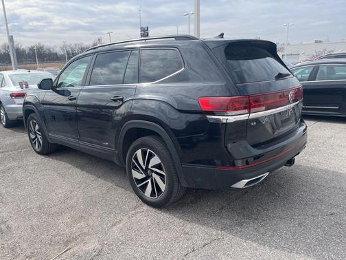 2025 Volkswagen Atlas 2.0T SE w/Technology 4MOTION