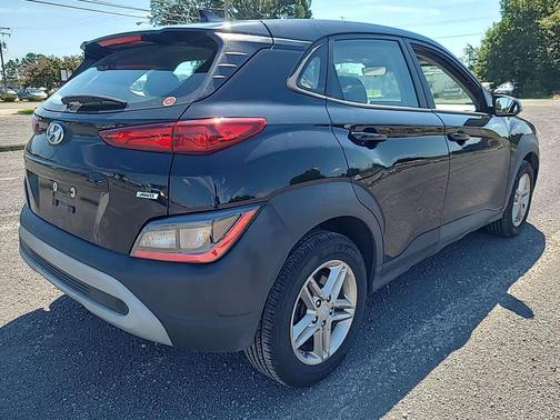 2023 Hyundai KONA SE