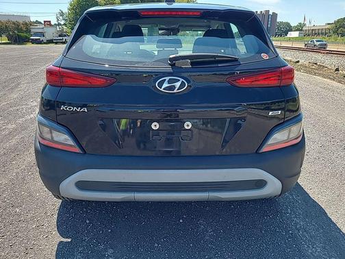 2023 Hyundai KONA SE