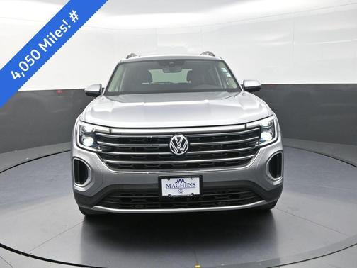 2025 Volkswagen Atlas 2.0T SE w/Technology 4MOTION