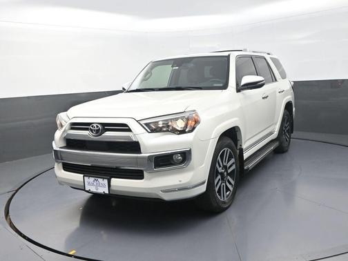 Blizzard Pearl 2020 Toyota 4Runner Limited