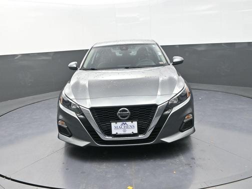 2022 Nissan Altima S FWD