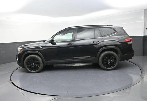 2026 Volkswagen Atlas 2.0T SE w/Technology 4MOTION