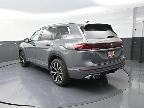 2026 Volkswagen Atlas 2.0T SEL Premium R-Line 4MOTION
