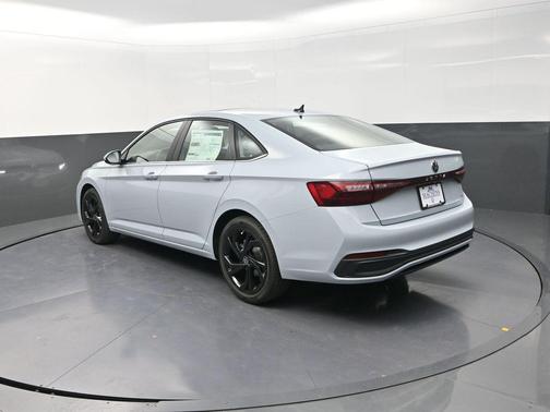 2026 Volkswagen Jetta 1.4T SE