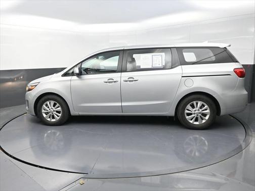 2018 Kia Sedona L