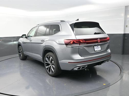 2026 Volkswagen Atlas 2.0T SEL Premium R-Line 4MOTION
