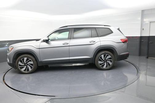 2024 Volkswagen Atlas 2.0T SE w/Technology 4MOTION