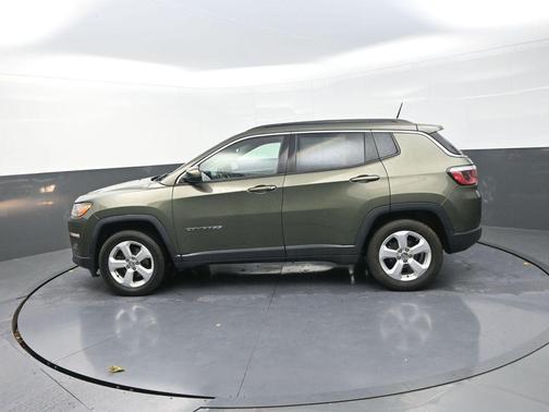 2017 Jeep New Compass Latitude