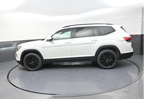 2026 Volkswagen Atlas 2.0T SE w/Technology 4MOTION