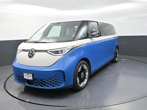 2025 Volkswagen ID. Buzz Pro S Plus with 4MOTION
