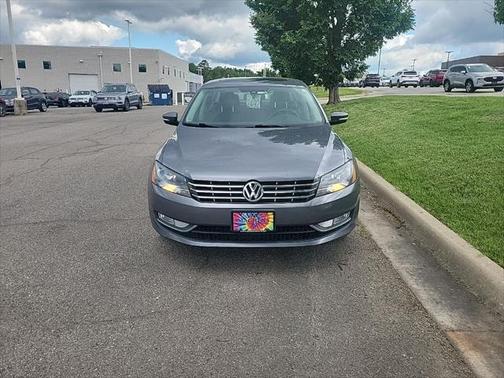 2014 Volkswagen Passat 2.0L TDI DSG SEL Premium
