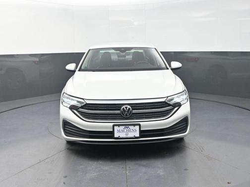 Opal White 2024 Volkswagen Jetta 1.5T SE