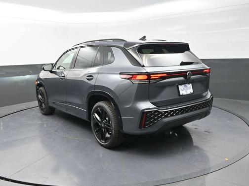 2026 Volkswagen Tiguan 2.0T SE R-Line Black 4MOTION