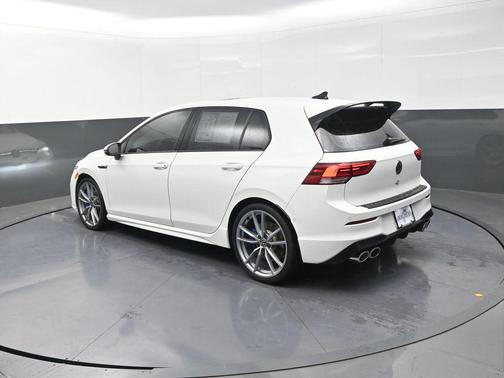 2024 Volkswagen Golf R 2.0T Manual