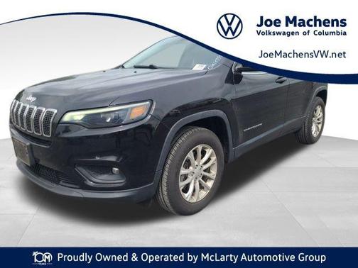 Diamond Black Crystal Pearlcoat 2019 Jeep Cherokee Latitude