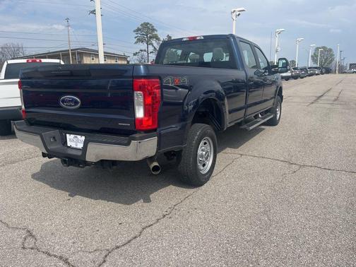 Blue Jeans Metallic 2019 Ford F-250 XL