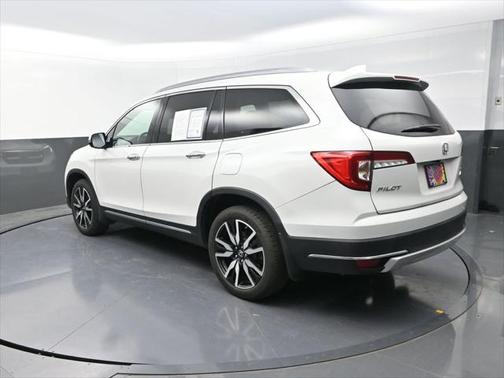 2020 Honda Pilot Touring 8-Passenger
