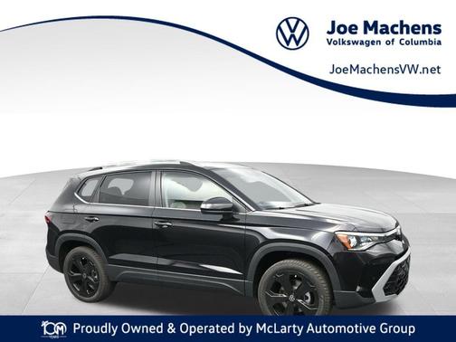 Deep Black Pearl 2025 Volkswagen Taos 1.5T SEL