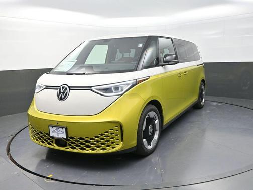 2025 Volkswagen ID. Buzz Pro S Plus with 4MOTION