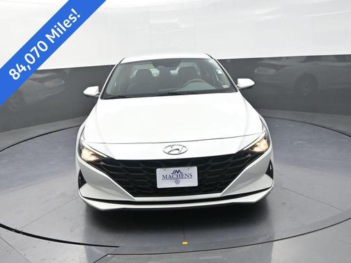 2021 Hyundai ELANTRA SE