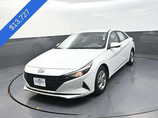 2021 Hyundai ELANTRA SE