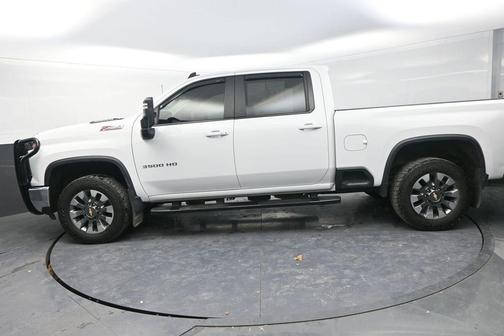 2024 Chevrolet Silverado 3500 LT