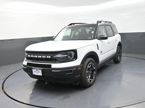 Oxford White 2024 Ford Bronco Sport Outer Banks